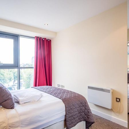 City One Bedroom Apartment With Juliet Balcony In West One - Parking Possible Sheffield Exteriér fotografie