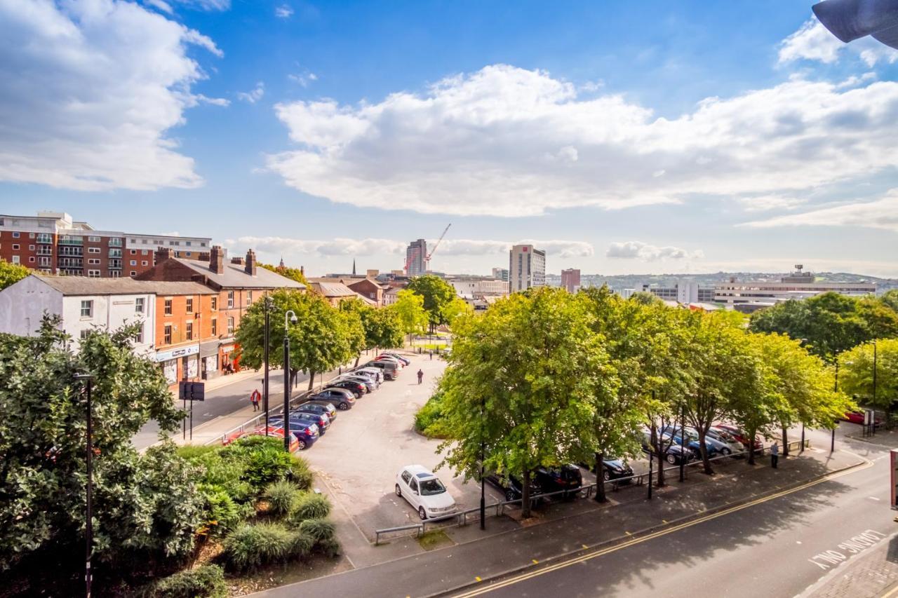 City One Bedroom Apartment With Juliet Balcony In West One - Parking Possible Sheffield Exteriér fotografie