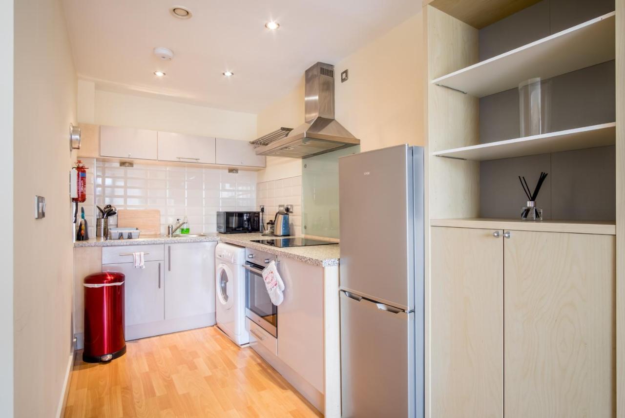 City One Bedroom Apartment With Juliet Balcony In West One - Parking Possible Sheffield Exteriér fotografie